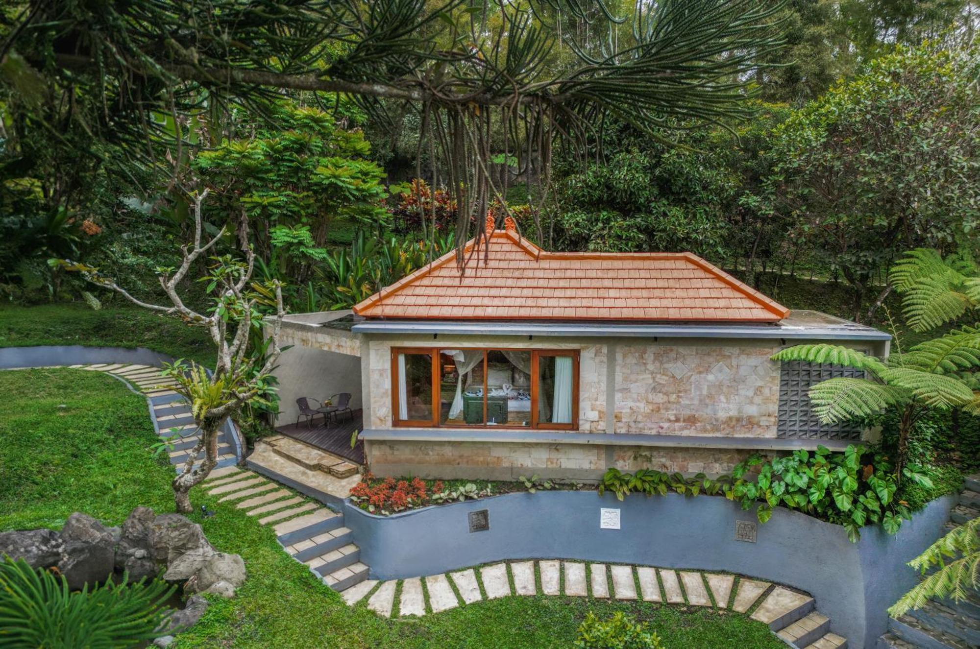 Tjendana Kanaka Jungle Resort Ubud Exterior photo