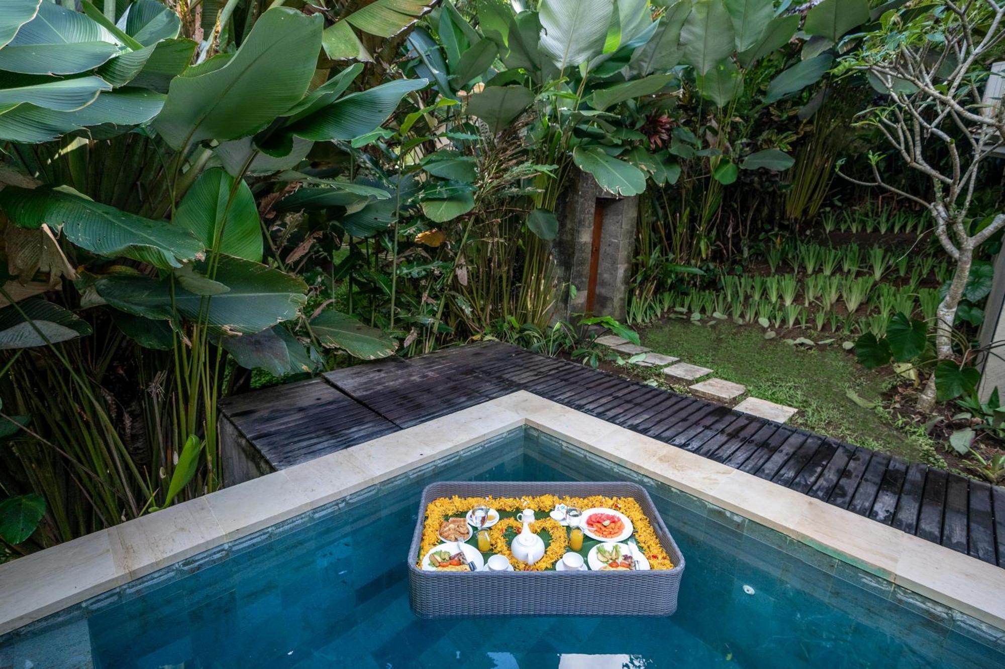 Tjendana Kanaka Jungle Resort Ubud Exterior photo
