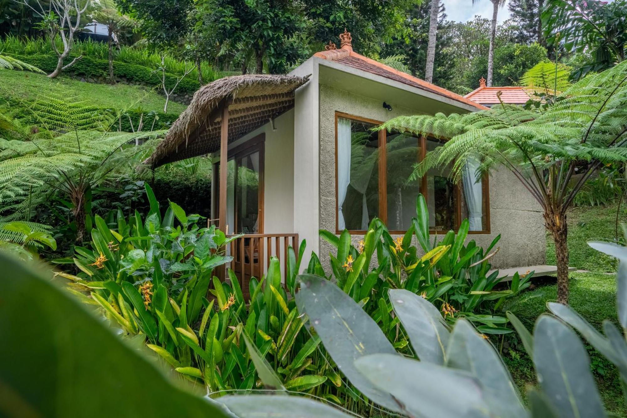 Tjendana Kanaka Jungle Resort Ubud Exterior photo